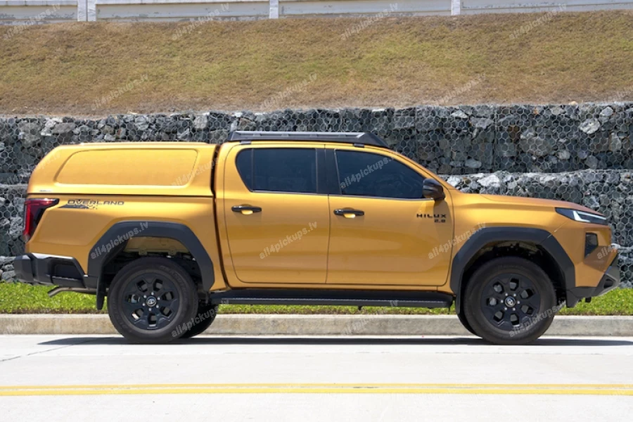 KRAVAS KASTES BŪDA AEROKLAS COMMERCIAL TOYOTA Hilux