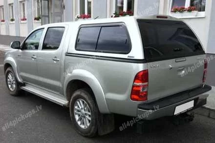 KRAVAS KASTES BŪDA AEROKLAS (AR ATBĪDĀMIEM SĀNU LOGIEM)