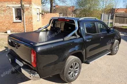 MELNAS KRAVAS KASTES ŽALŪZIJAS MOUNTAIN TOP ROLL