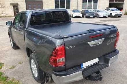 ЧЕРНЫЕ ЖАЛЮЗИ КУЗОВА MOUNTAIN TOP ROLL TOYOTA Hilux