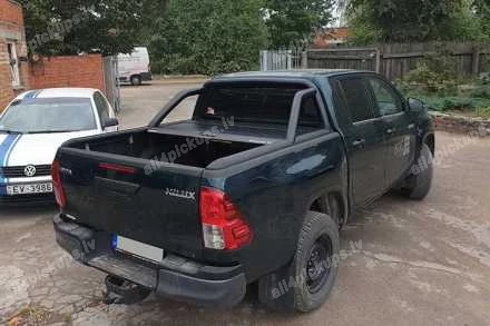ЧЕРНЫЕ ЖАЛЮЗИ КУЗОВА MOUNTAIN TOP ROLL TOYOTA Hilux