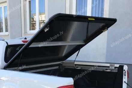 MOUNTAIN TOP ALUMINUM TONNEAU COVER