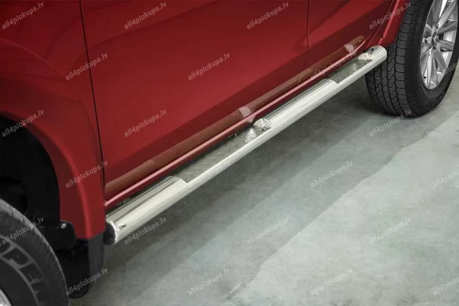 STEELER ROUND SIDE BARS WITH INTEGRATED FOOTSTEPS FORD Ranger