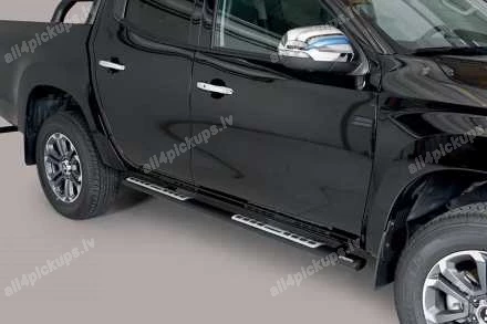 ОВАЛЬНЫЕ БОКОВЫЕ ПОРОГИ С ИНТЕГРИРОВАННЫМИ ПЛАСТИКОВЫМИ СТУПЕНЬКАМИ MISUTONIDA