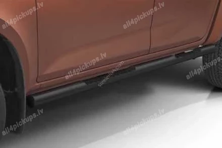 КРУГЛЫЕ БОКОВЫЕ ПОРОГИ С ИНТЕГРИРОВАННЫМИ СТУПЕНЬКАМИ STEELER