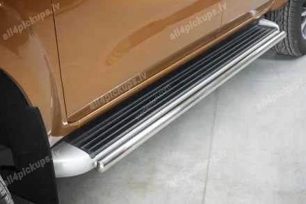 STEELER OEM SIDE STEPS PROTECTION BARS