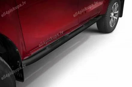 STEELER ROUND SIDE BARS WITH PLASTIC FOOTSTEPS TOYOTA Hilux