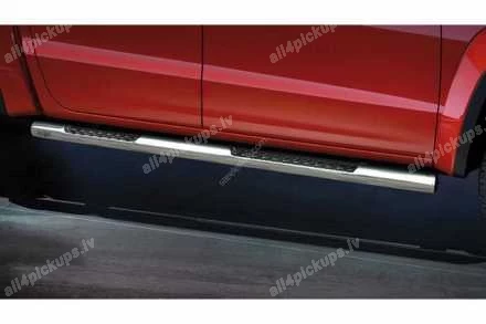 STEELER ROUND SIDE BARS WITH INTEGRATED FOOTSTEPS