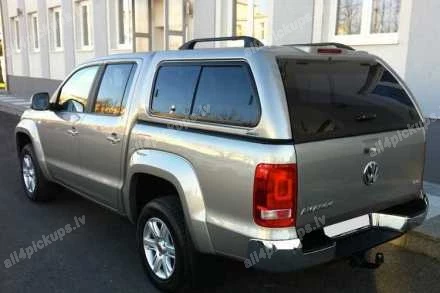 KRAVAS KASTES BŪDA AEROKLAS (AR ATBĪDĀMIEM SĀNU LOGIEM)