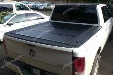 FOLDING TONNEAU COVER BAKFLIP MX4 (5.7FT BED, W RAMBOX) DODGE RAM 1500