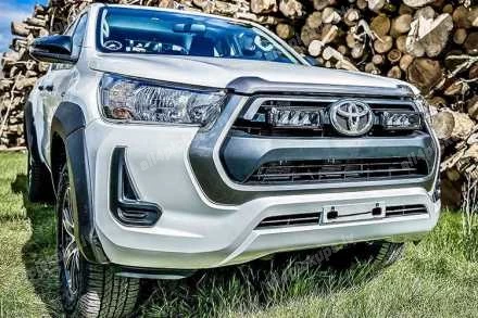 ИНТЕГРИРОВАННЫЙ КОМПЛЕКТ ДОПОЛНИТЕЛЬНЫХ ФАР LAZER LED (TRIPLE-R 750 ELITE)