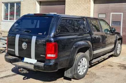 KRAVAS KASTES BŪDA AEROKLAS (AR ATBĪDĀMIEM SĀNU LOGIEM)