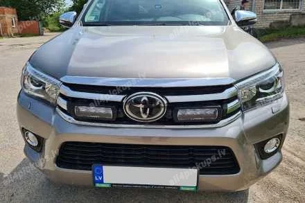 ИНТЕГРИРОВАННЫЙ КОМПЛЕКТ ДОПОЛНИТЕЛЬНЫХ ФАР LAZER LED (TRIPLE-R 750 ELITE)