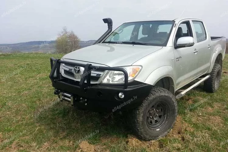 ПЕРЕДНИЙ СИЛОВОЙ БАМПЕР С ДУГОЙ F4X4 TOYOTA Hilux
