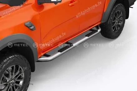 КРУГЛЫЕ БОКОВЫЕ ПОРОГИ С ПЛАСТИКОВЫМИ СТУПЕНЬКАМИ METEC