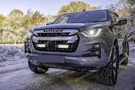 ИНТЕГРИРОВАННЫЙ КОМПЛЕКТ ДОПОЛНИТЕЛЬНЫХ ФАР LAZER LED (TRIPLE-R 750 ELITE, 21-23)