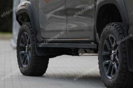 MORE4X4 SIDE PROTECTION BARS TOYOTA Hilux
