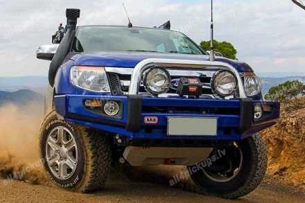 FRONT OFF-ROAD BUMPER ARB DELUXE SAHARA