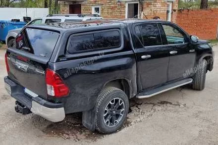 KRAVAS KASTES BŪDA AEROKLAS (AR ATBĪDĀMIEM SĀNU LOGIEM)